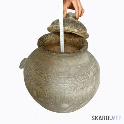 Korumbo - A Stone Pot